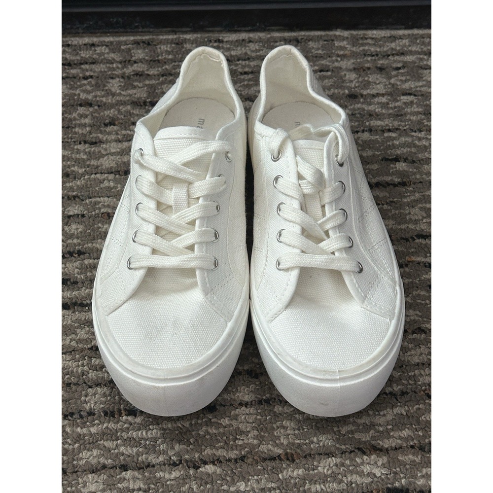 Madden Girl Womens Ebonie Canvas Sneakers White Lace Up Platform Flat Heel 8.5M - Picture 2 of 6